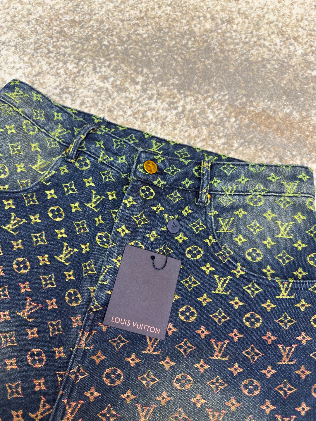 Шорты Мужские Louis Vuitton 8973431