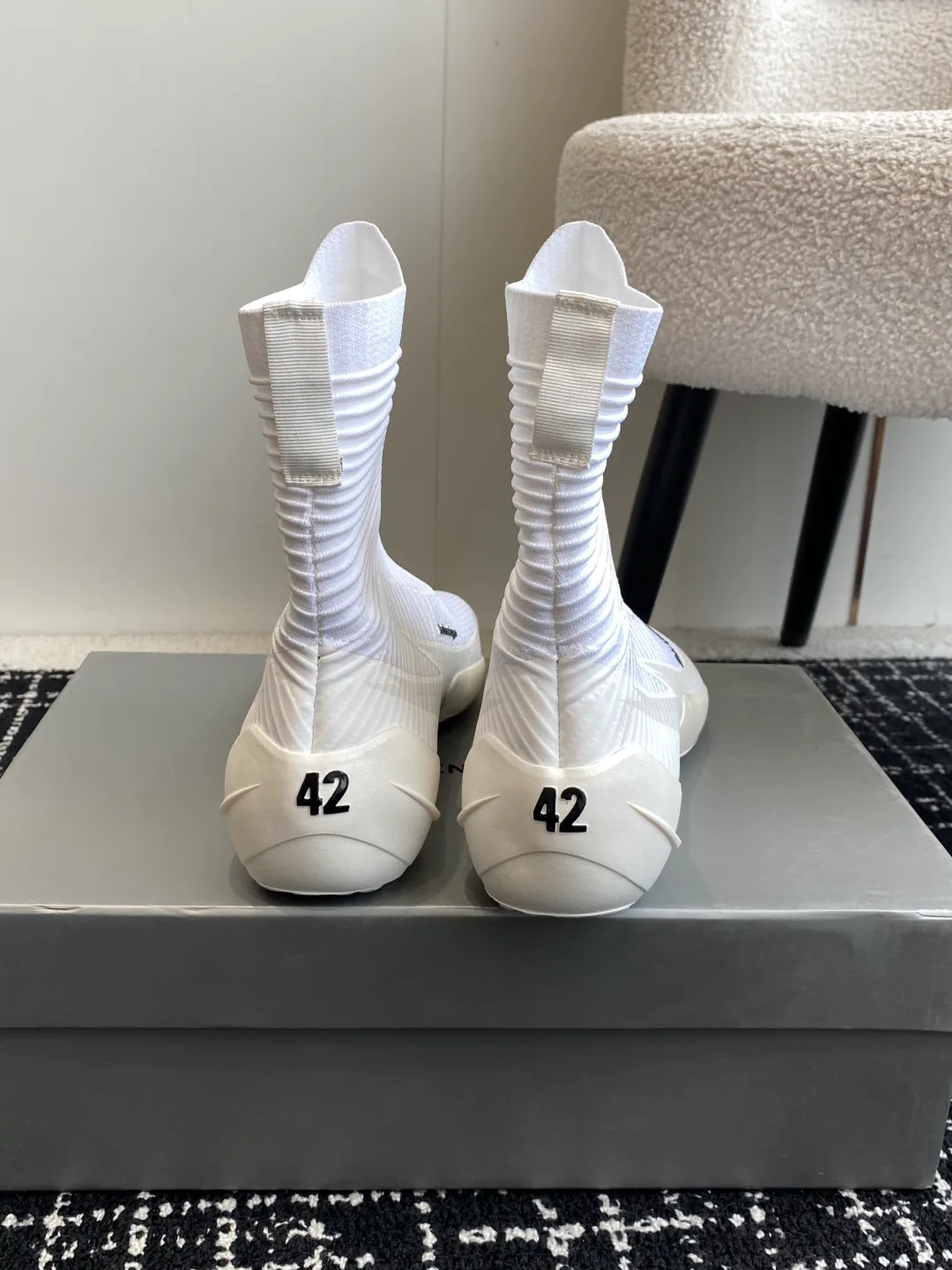 Кроссовки Женские Balenciaga 11995