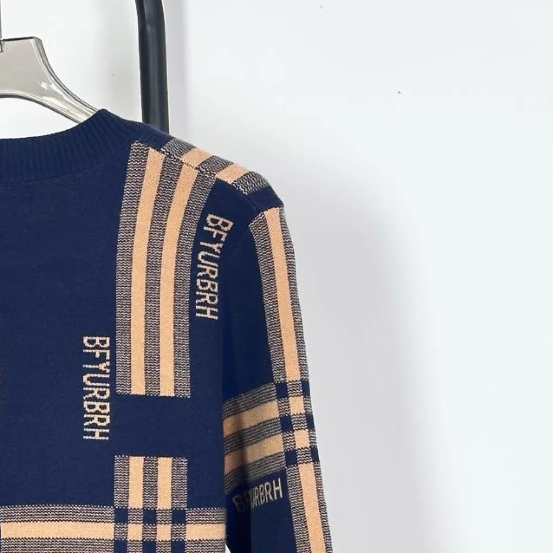 Джемперы И Свитеры Женские Burberry 18130409