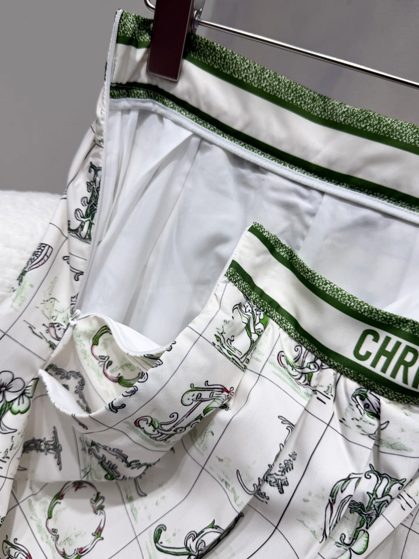 Юбки Женские Christian Dior 11907371