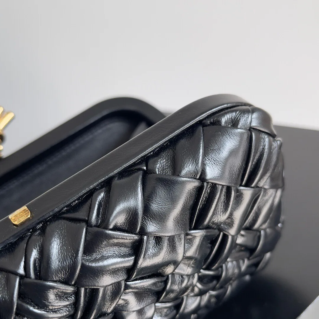 Клатчи Женские Bottega Veneta 10042693