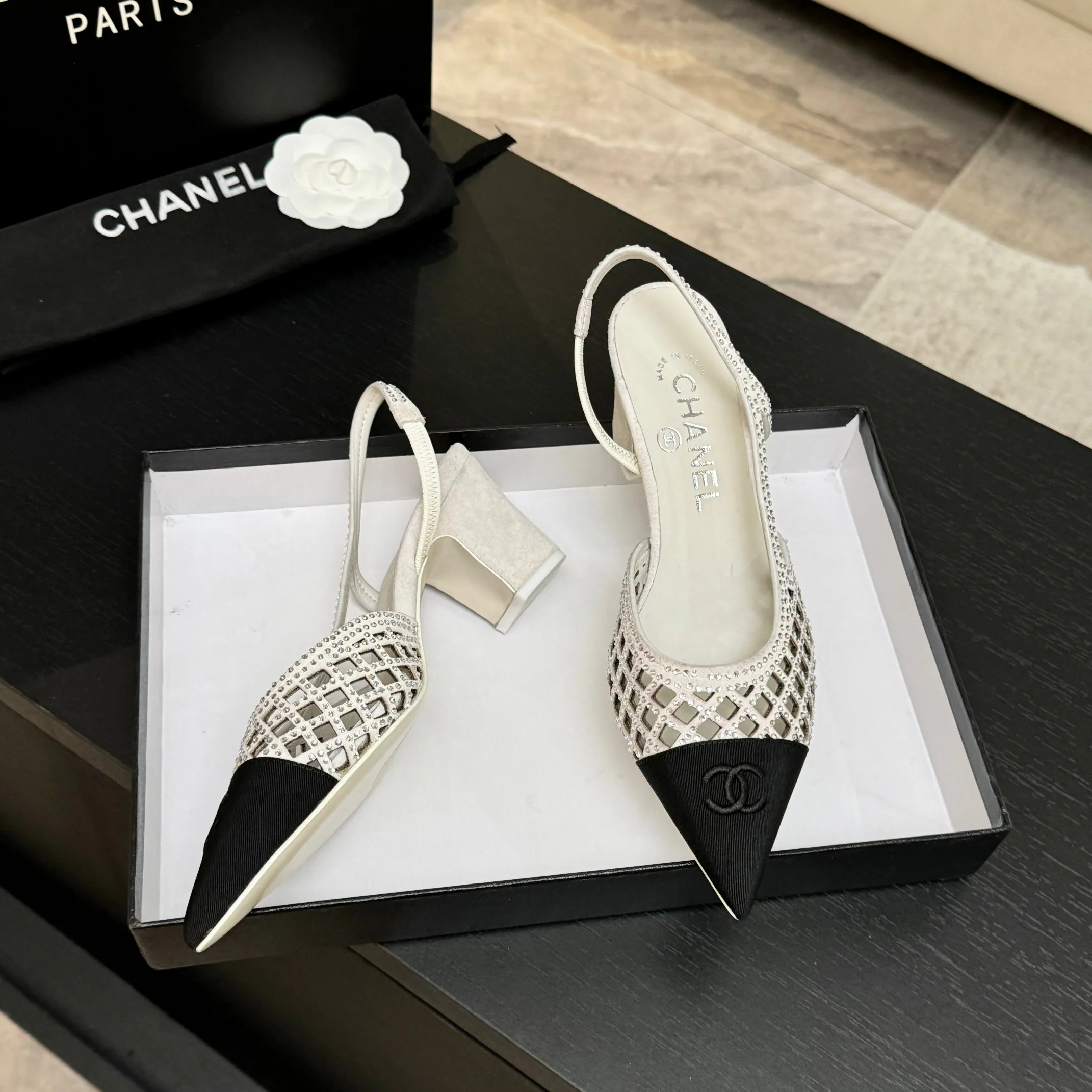 Туфли Женские Chanel 17448391