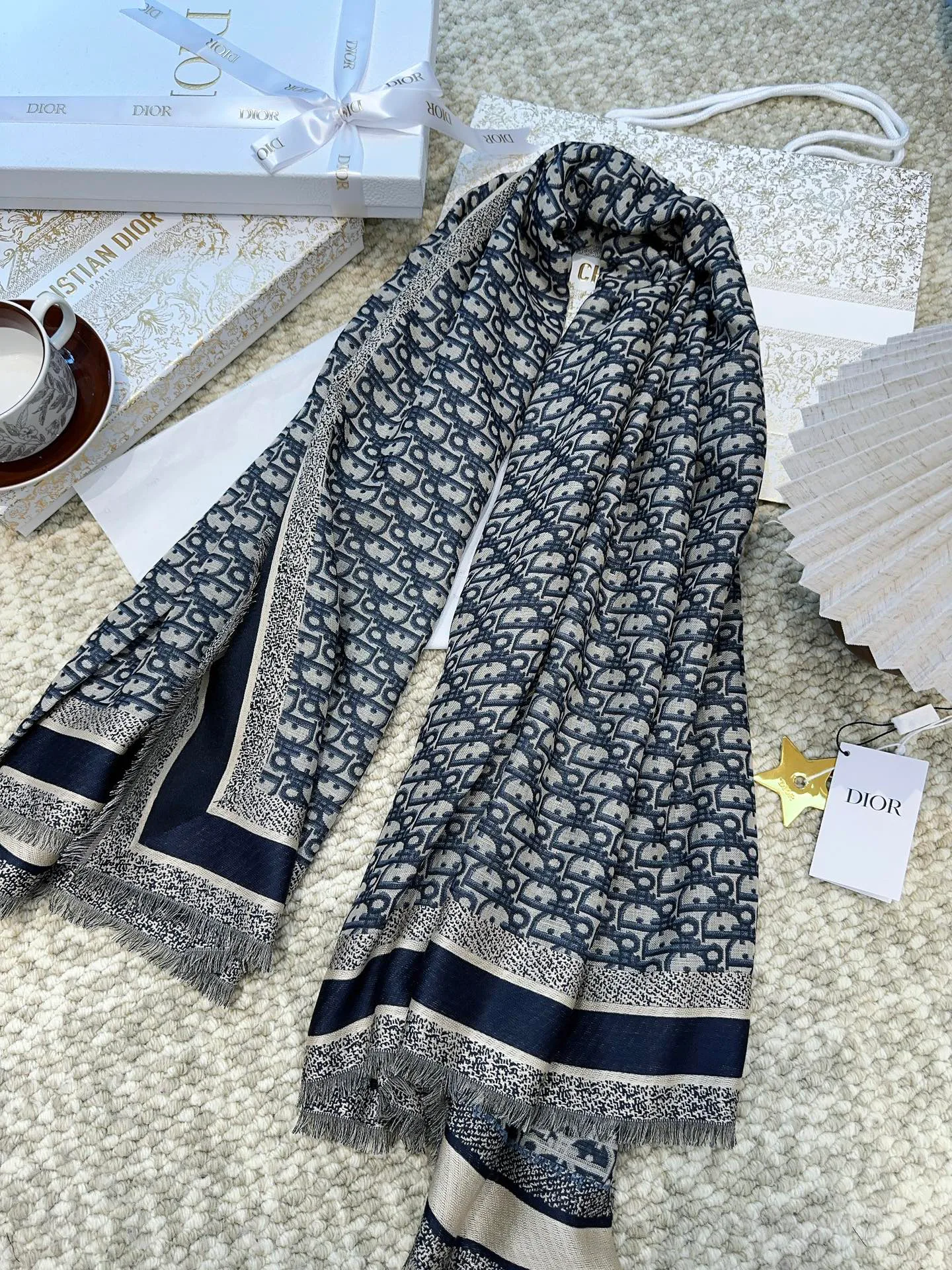Шарфы Christian Dior 17874833