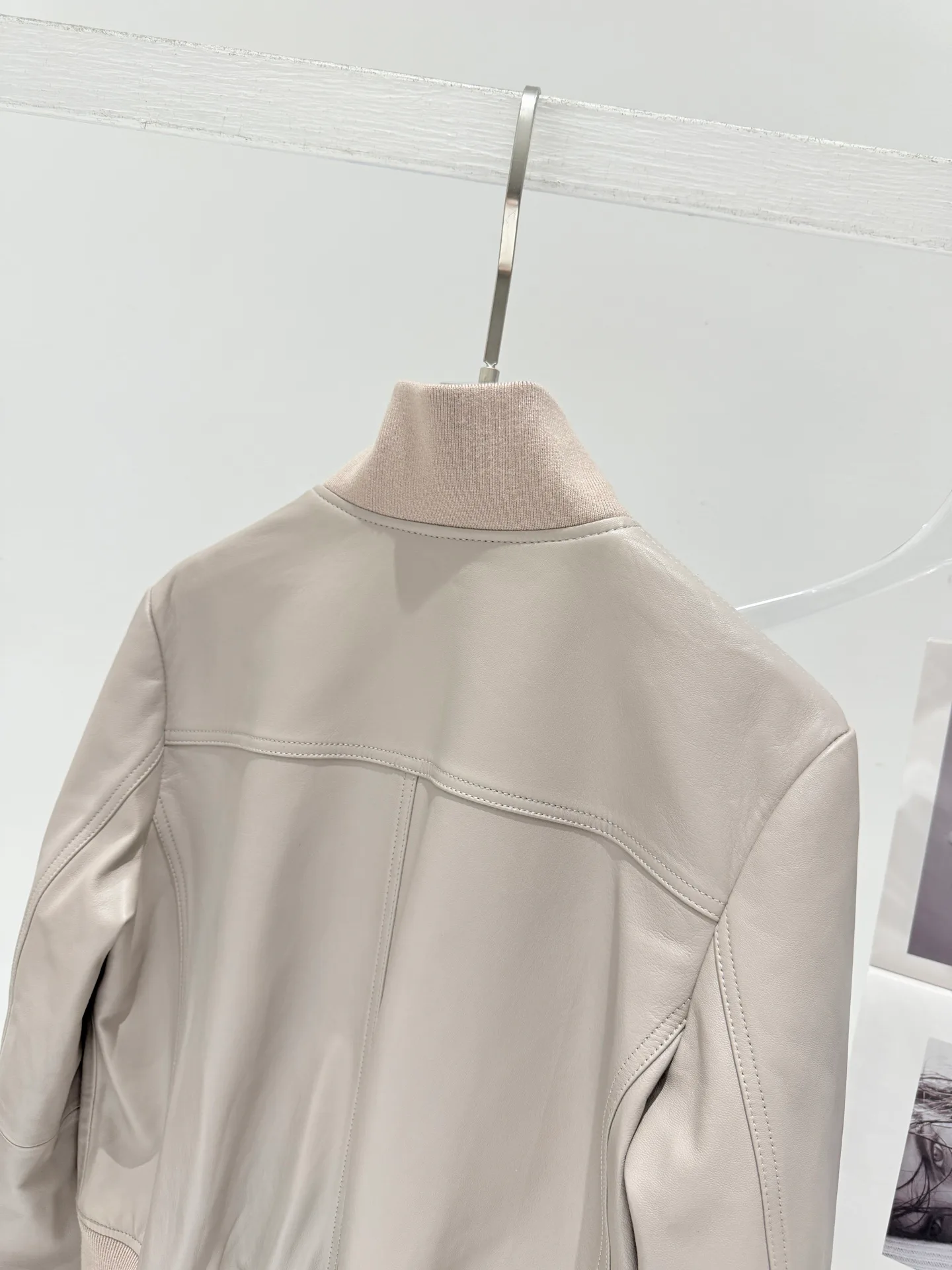 Кожаные Куртки И Дублёнки Женские Brunello Cucinelli 17812953