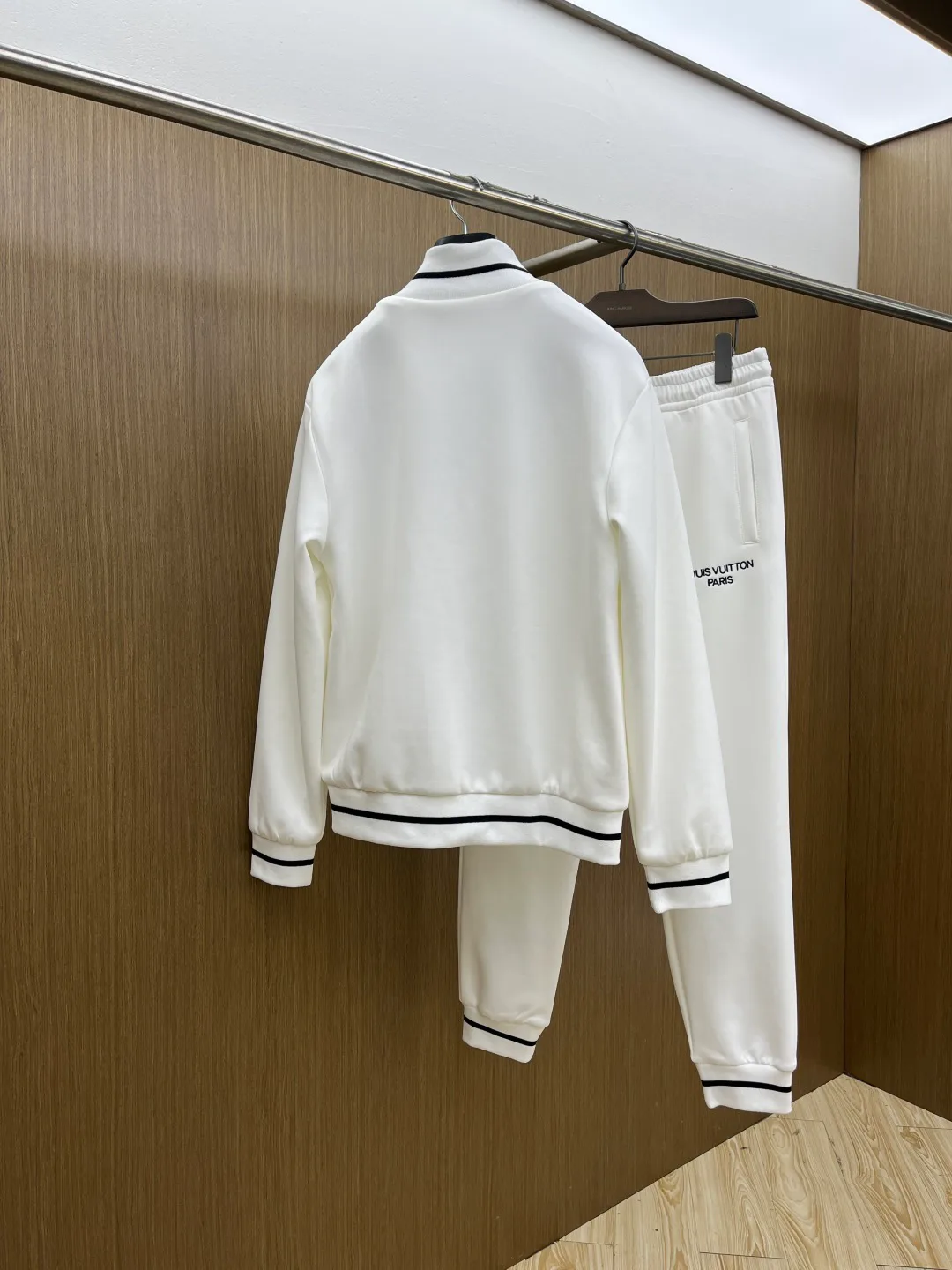 Костюмы Мужские Louis Vuitton 10007361