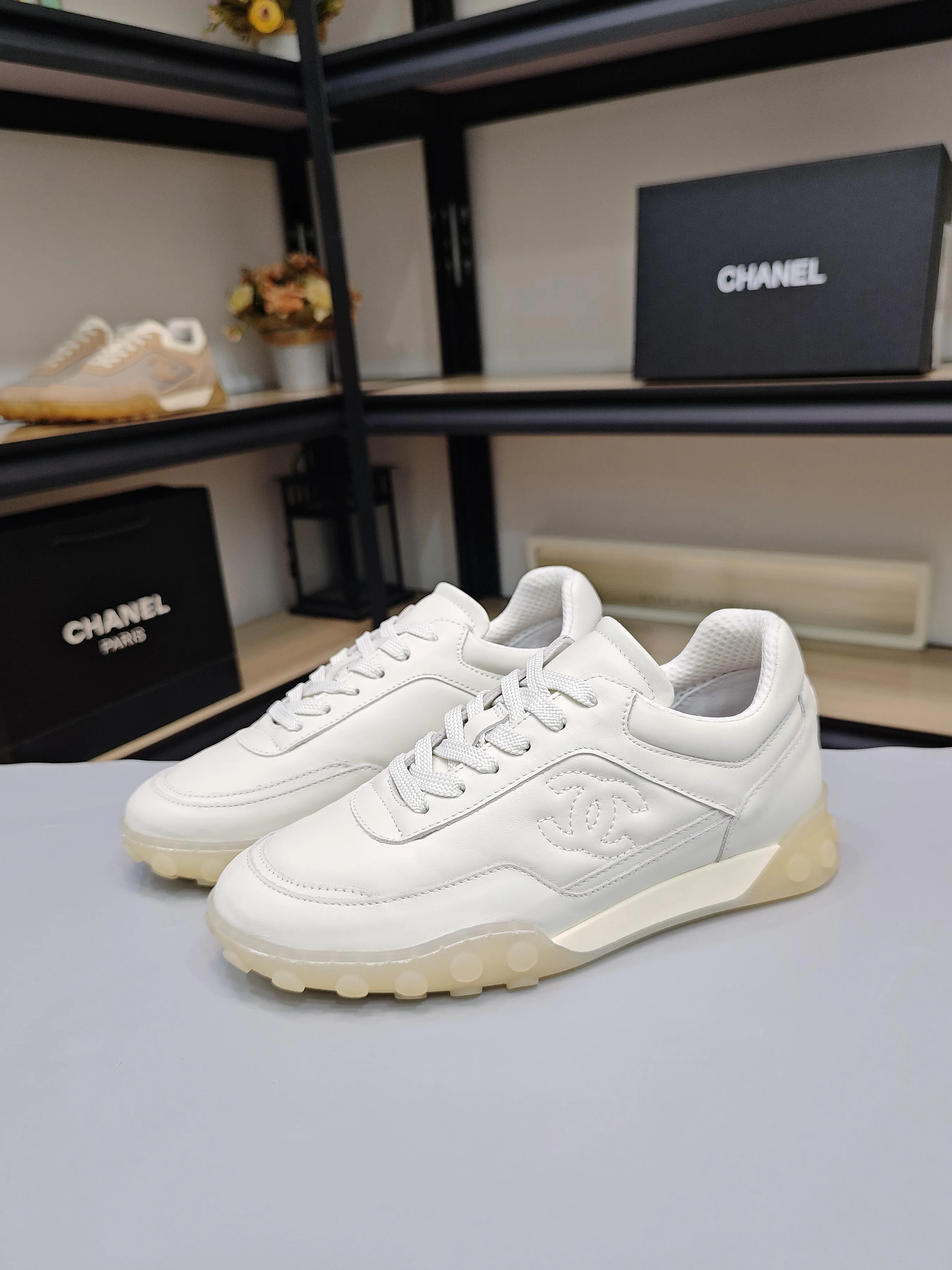 Кроссовки Женские Chanel 18760820