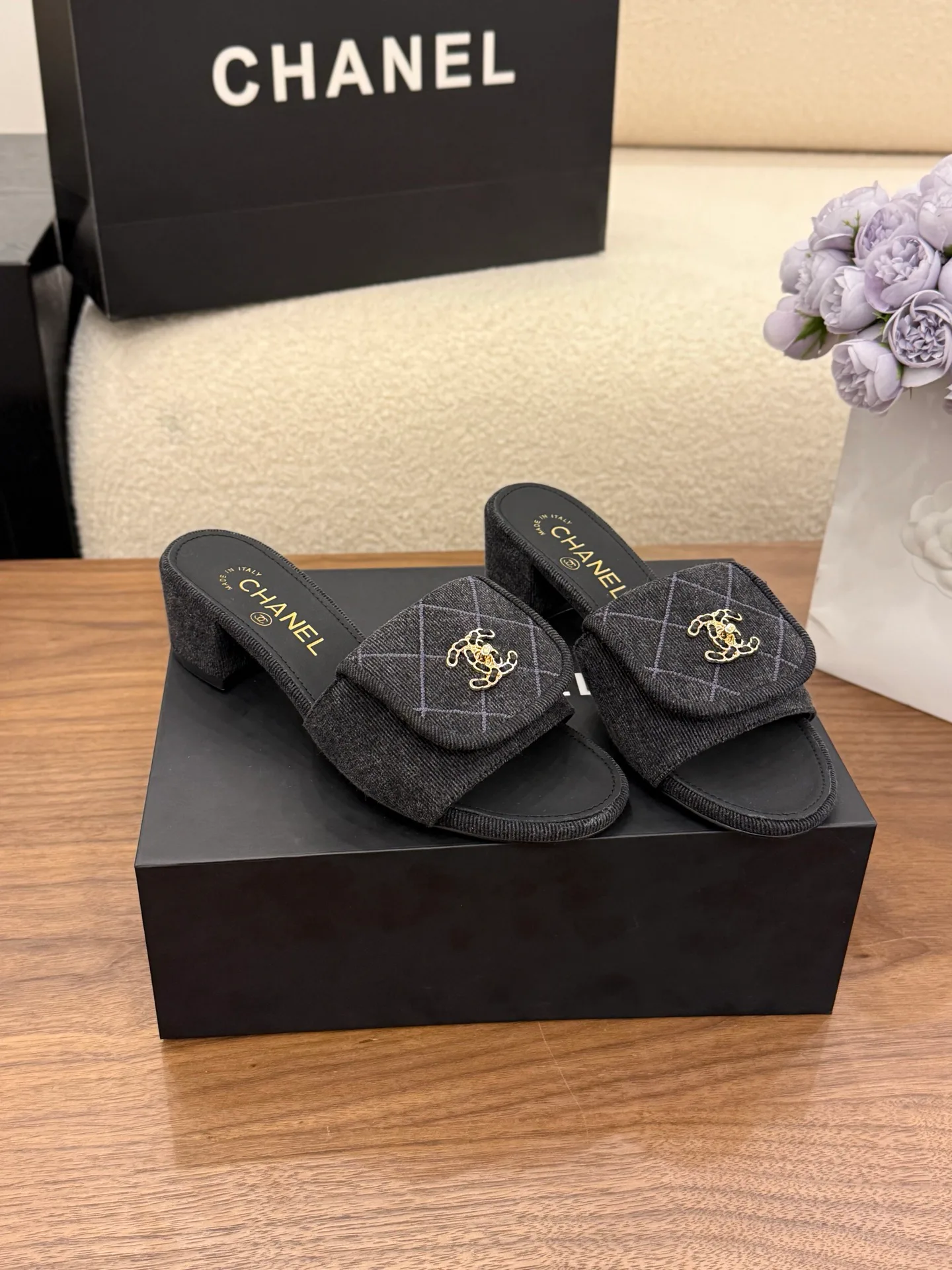 Сандалии Женские Chanel 11559193
