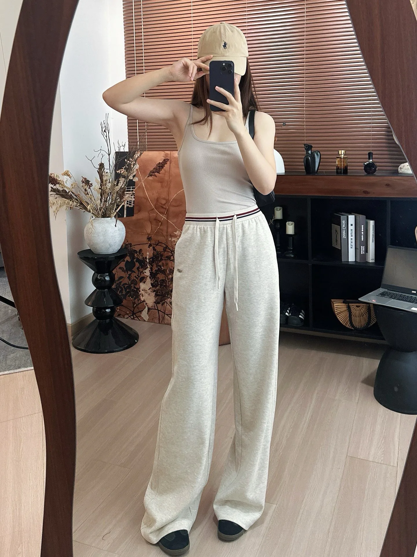 Брюки Женские Prada 18473772