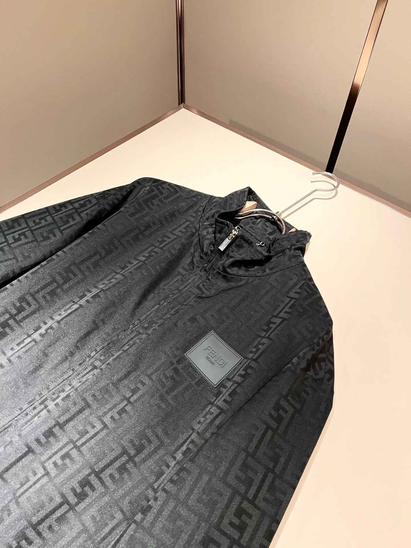 Куртки И Пуховики Мужские Fendi 10242258