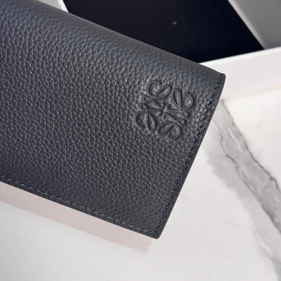 Клатчи Женские Loewe 17927446