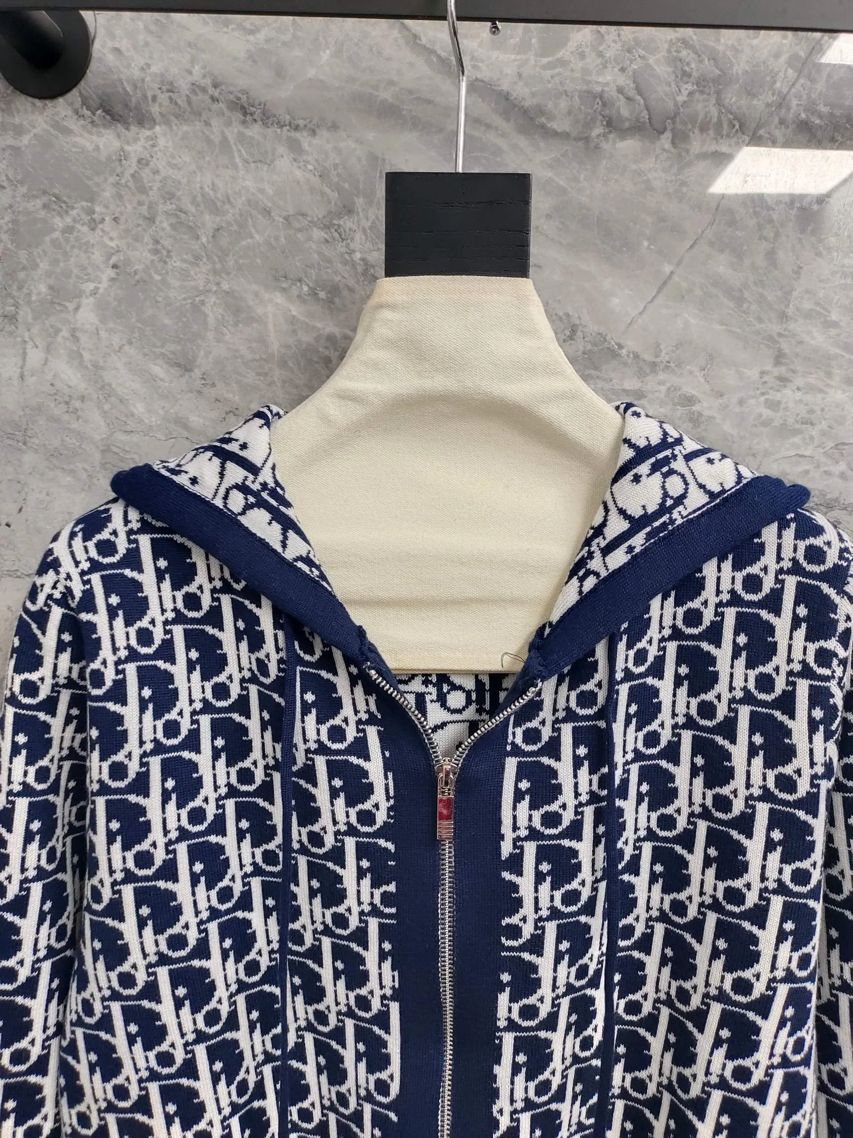 Куртки И Пуховики Женские Christian Dior 504252