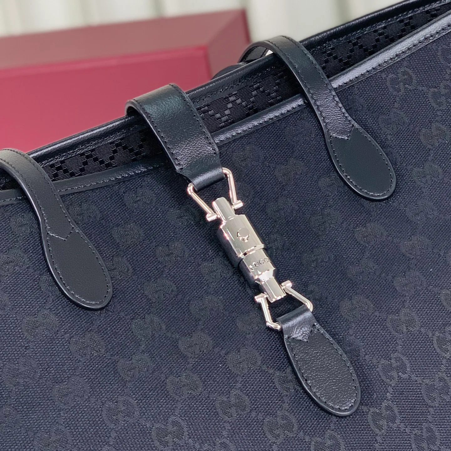 Классические Сумки Женские Gucci 17574165
