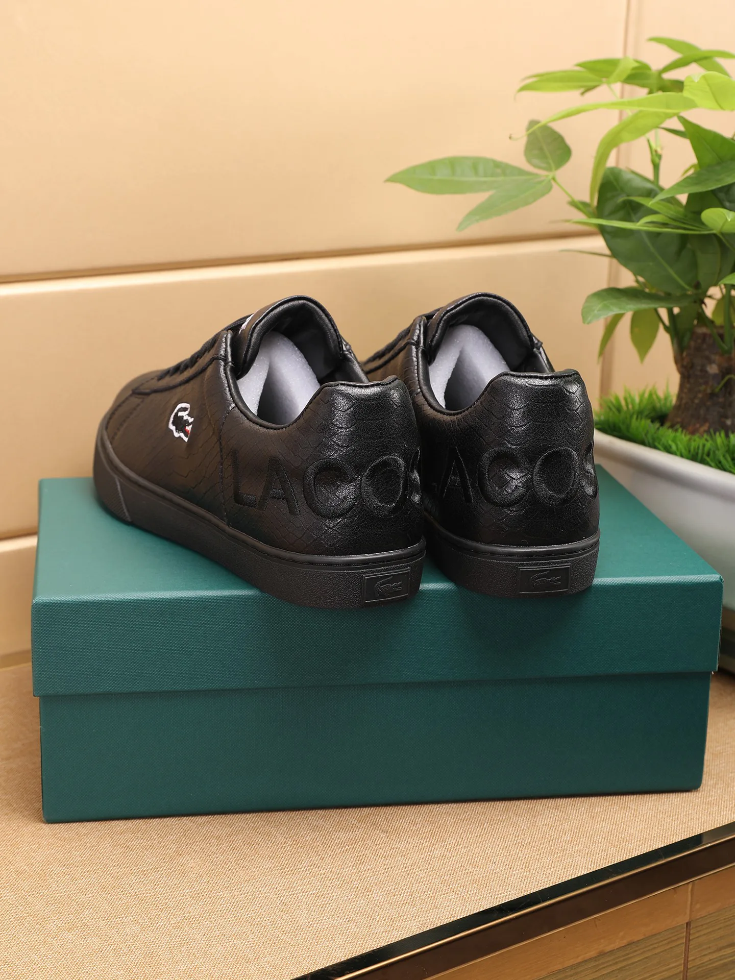 Кроссовки Мужские Lacoste 17818246