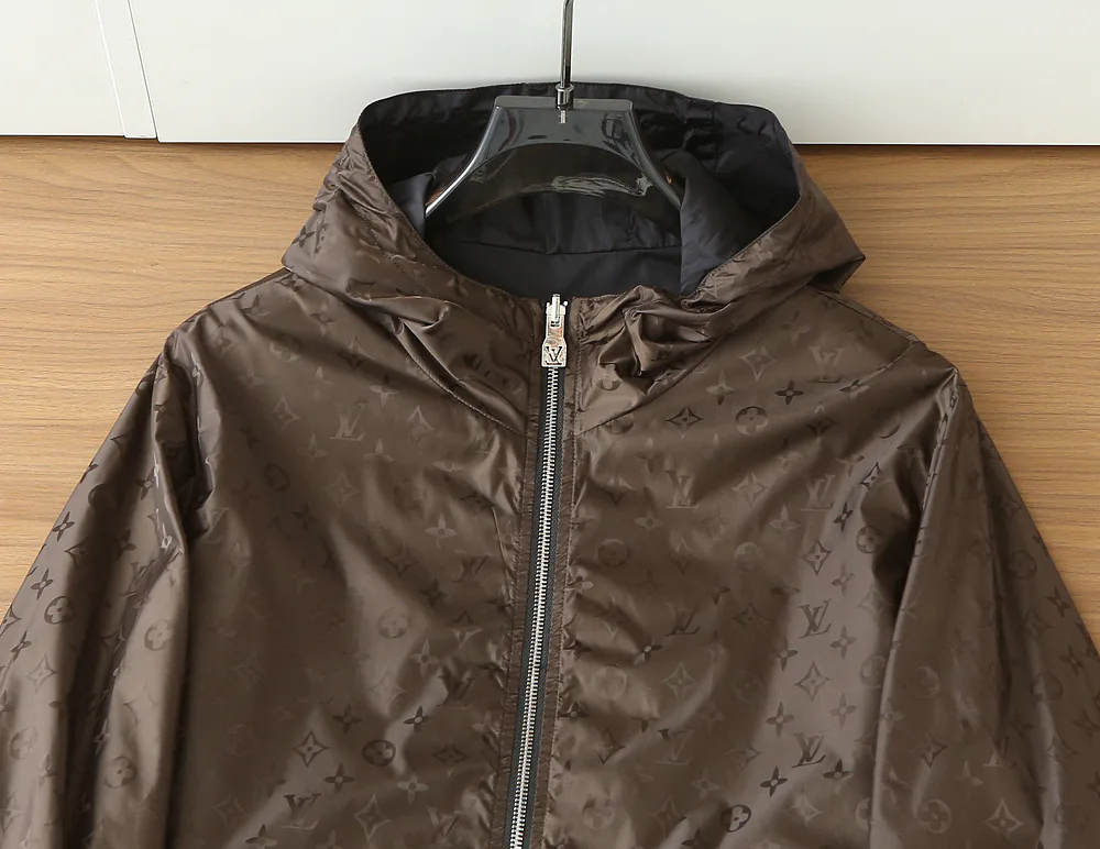 Куртки И Пуховики Мужские Louis Vuitton 17162549