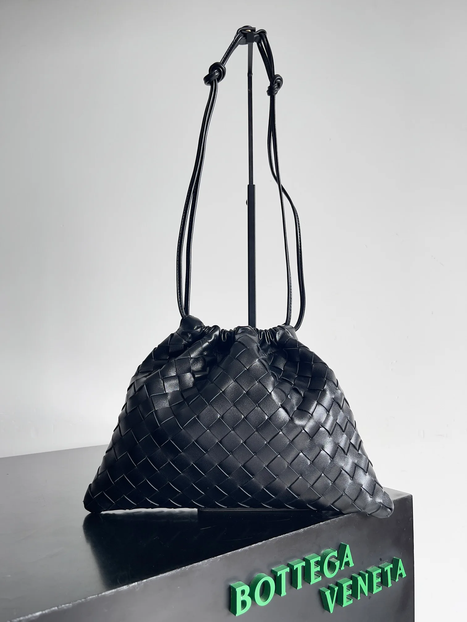 Классические Сумки Женские Bottega Veneta 17622367