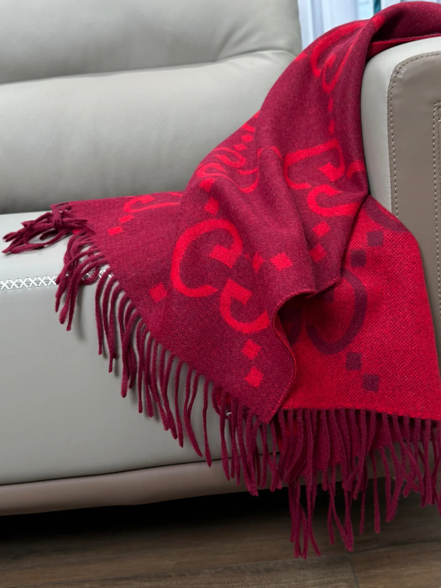 Шарфы Gucci 57095