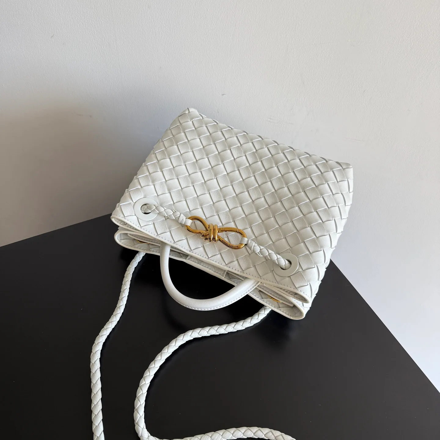 Классические Сумки Женские Bottega Veneta 18004854
