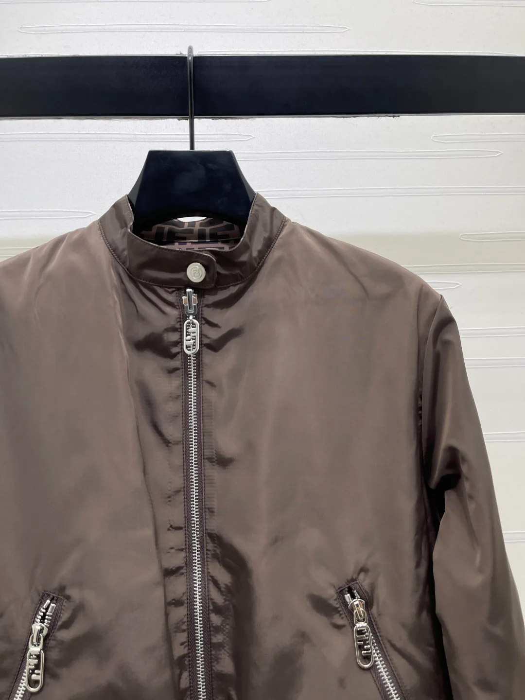 Куртки И Пуховики Женские Fendi 18333033