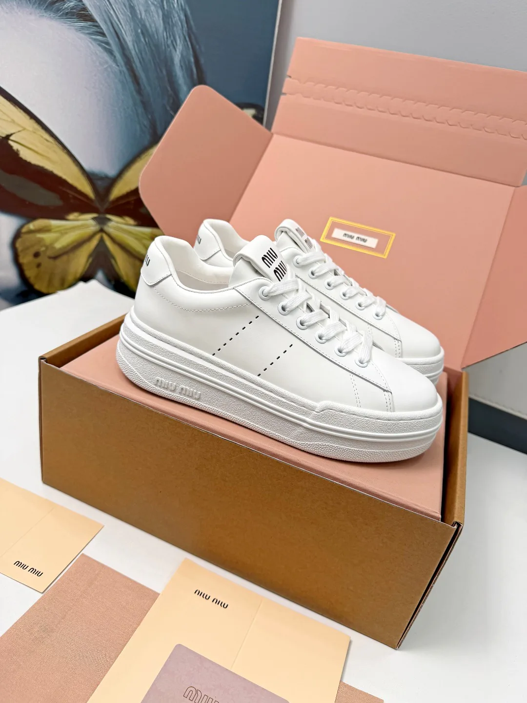 Кроссовки Женские Miu Miu 18367108