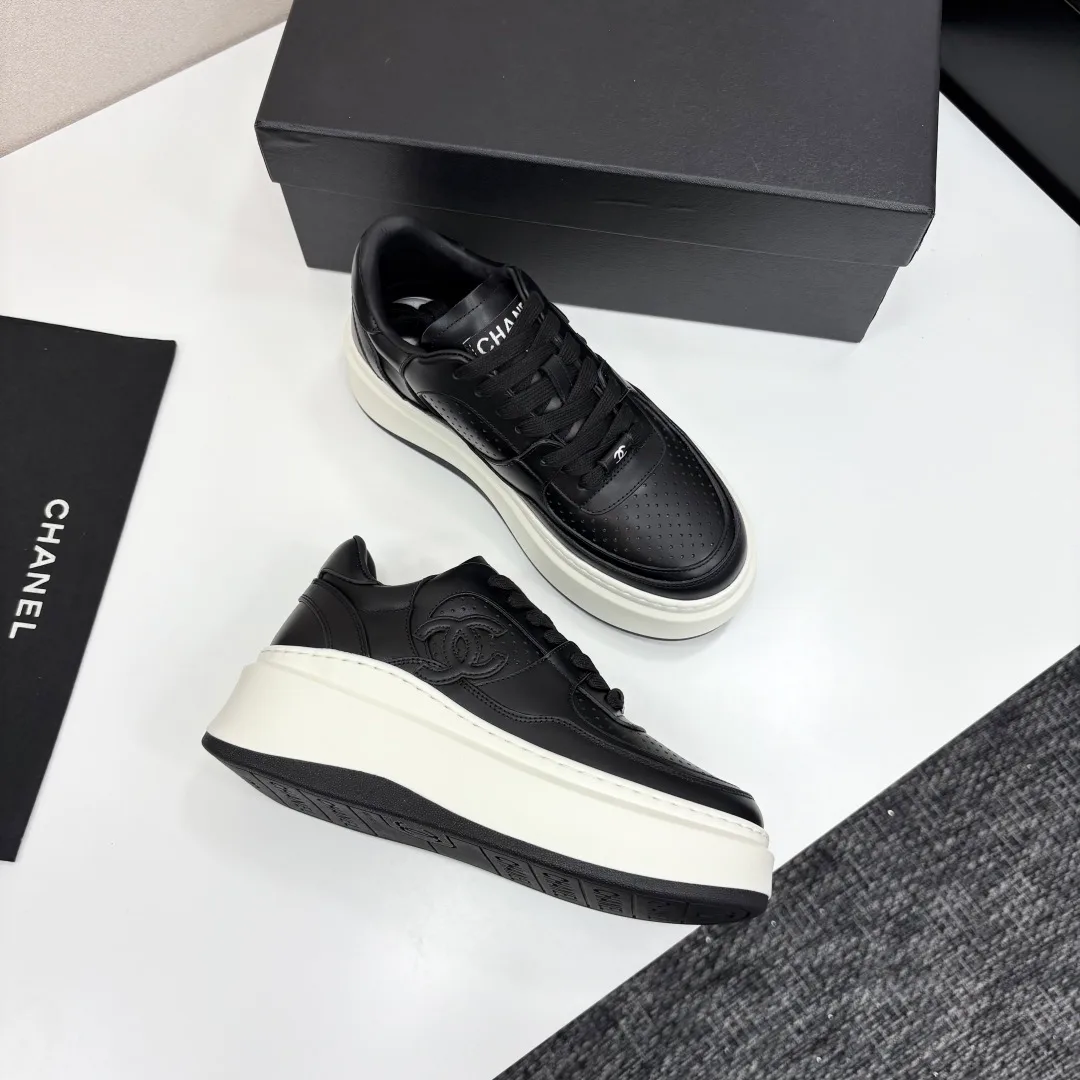 Кроссовки Женские Chanel 4502656