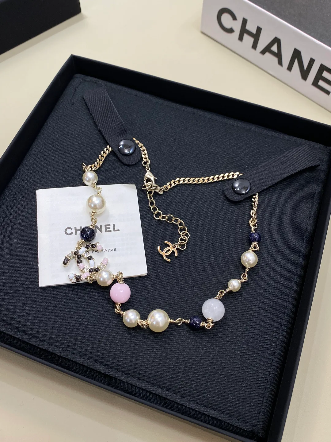 Бижутерия Chanel 693489