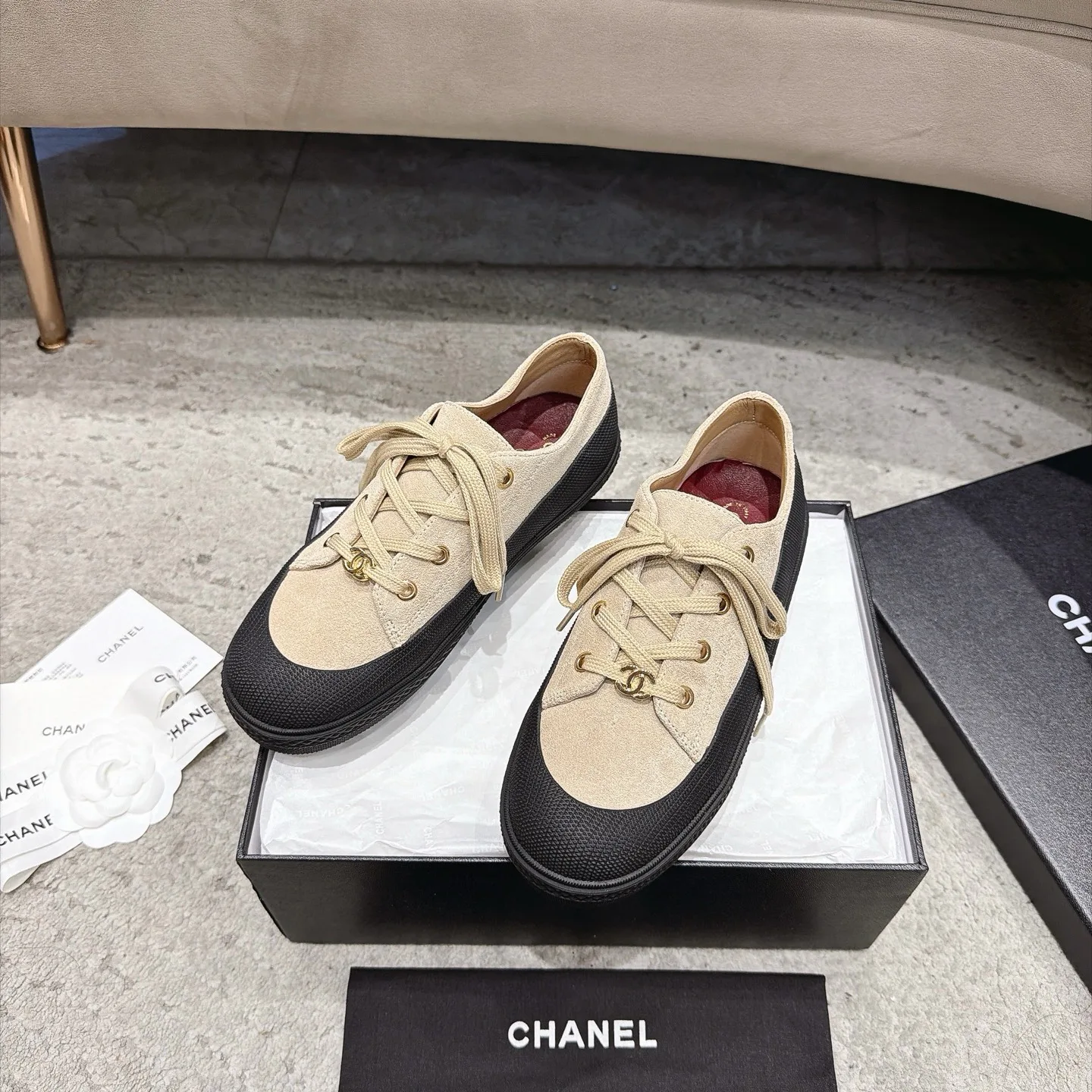 Кроссовки Женские Chanel 17933409