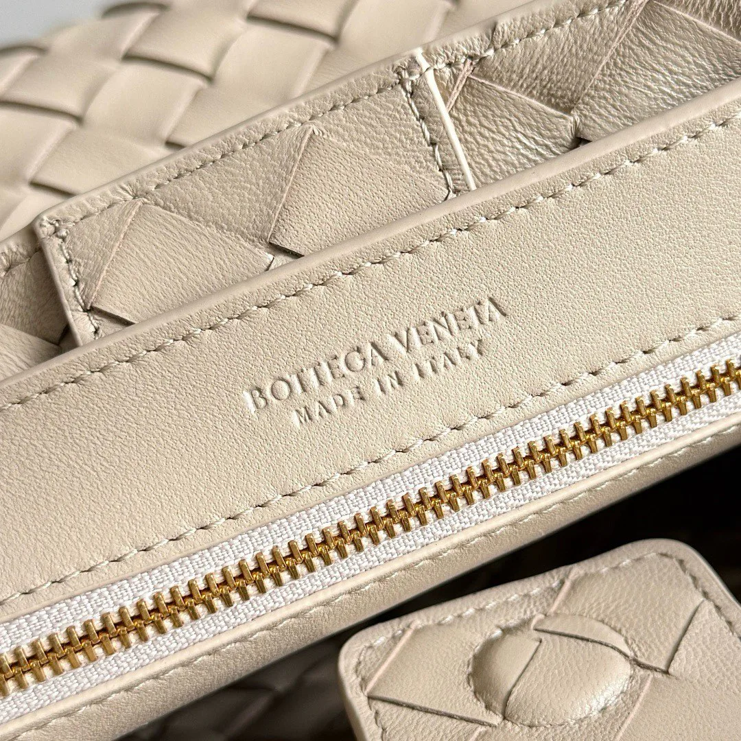 Классические Сумки Женские Bottega Veneta 17792039