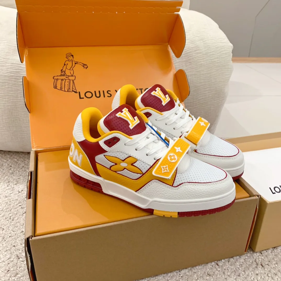 Кроссовки Женские Louis Vuitton 10290628