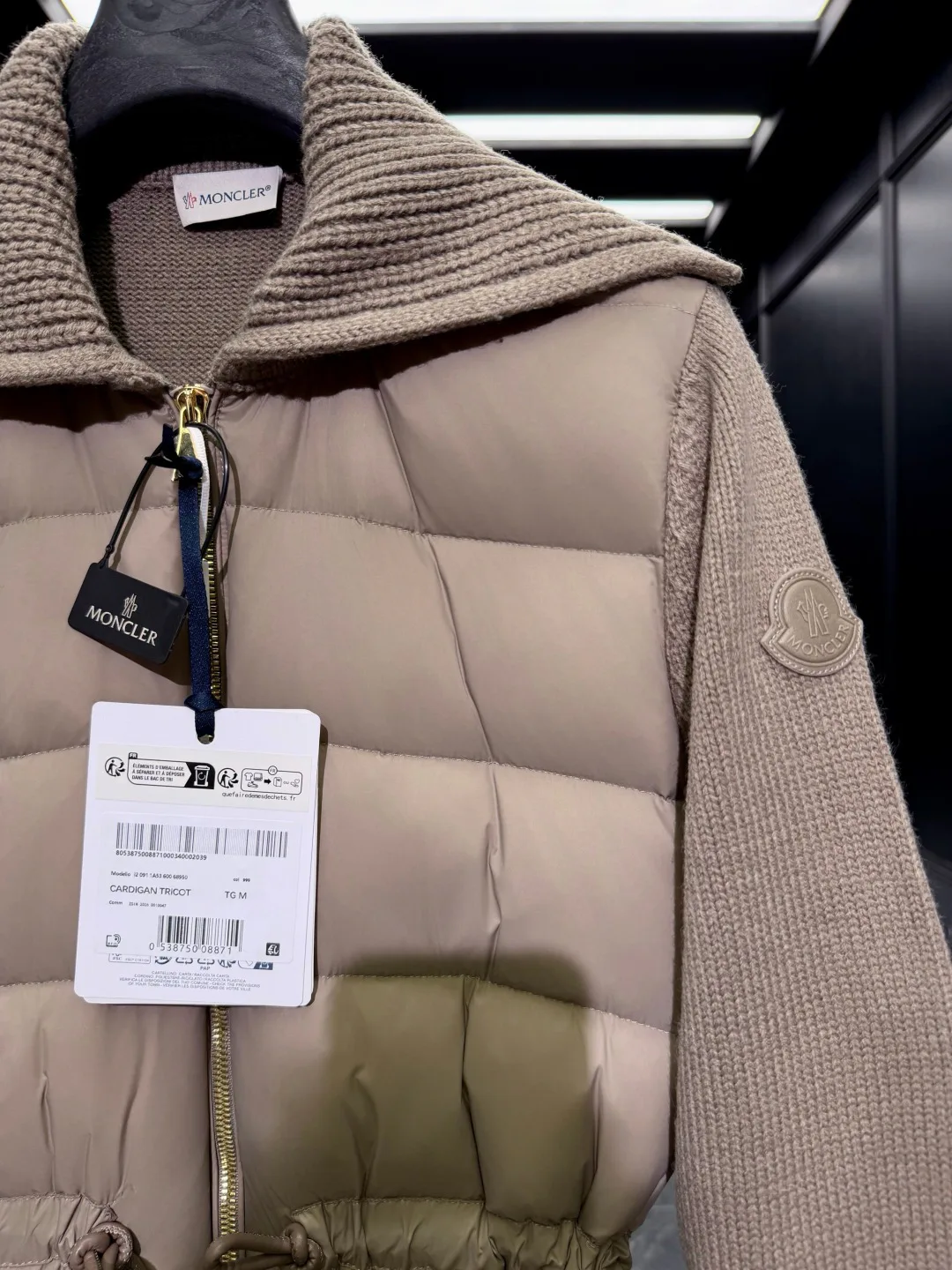 Куртки И Пуховики Женские Moncler 18927177