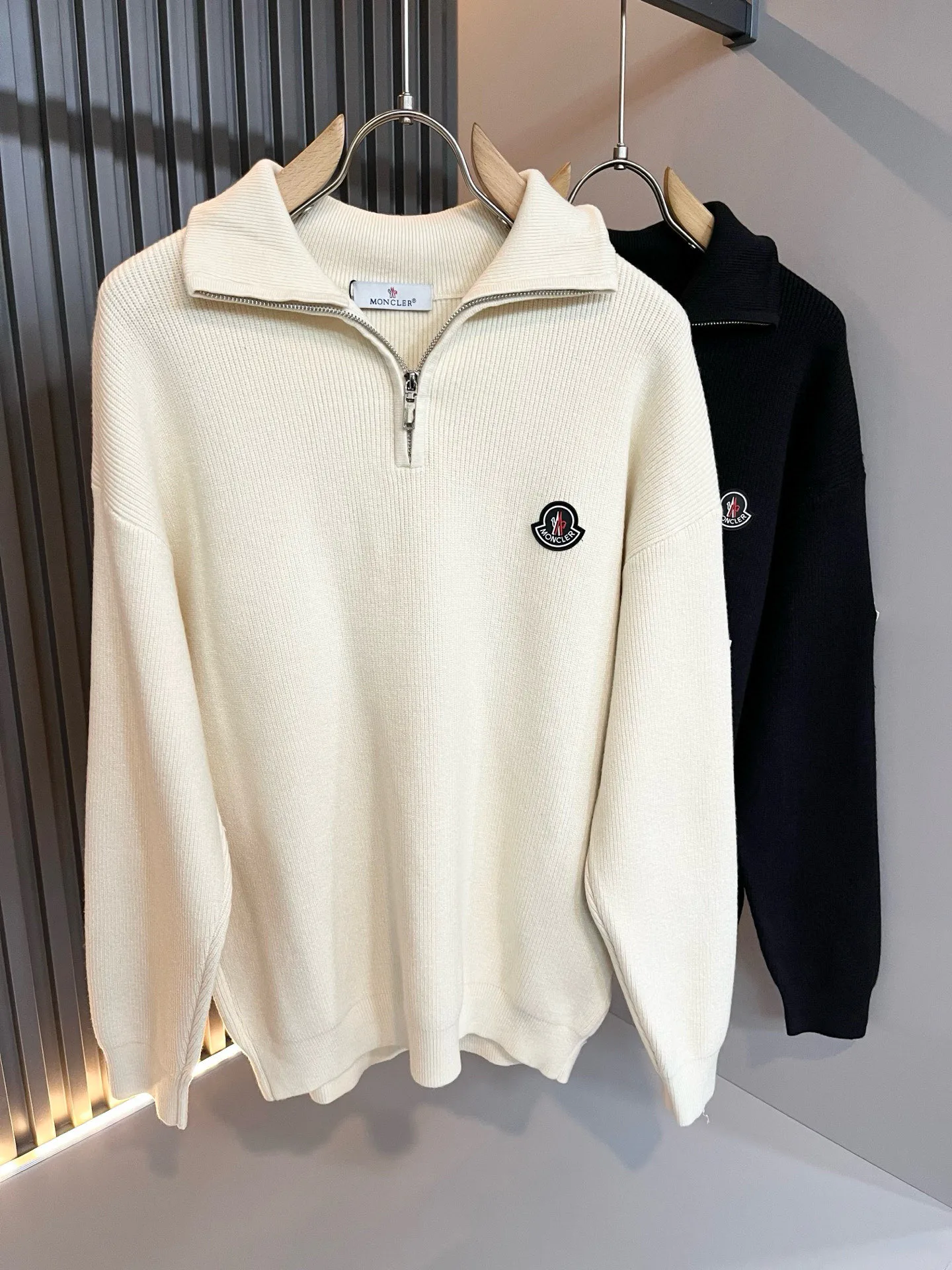 Джемперы И Свитеры Мужские Moncler 1220351