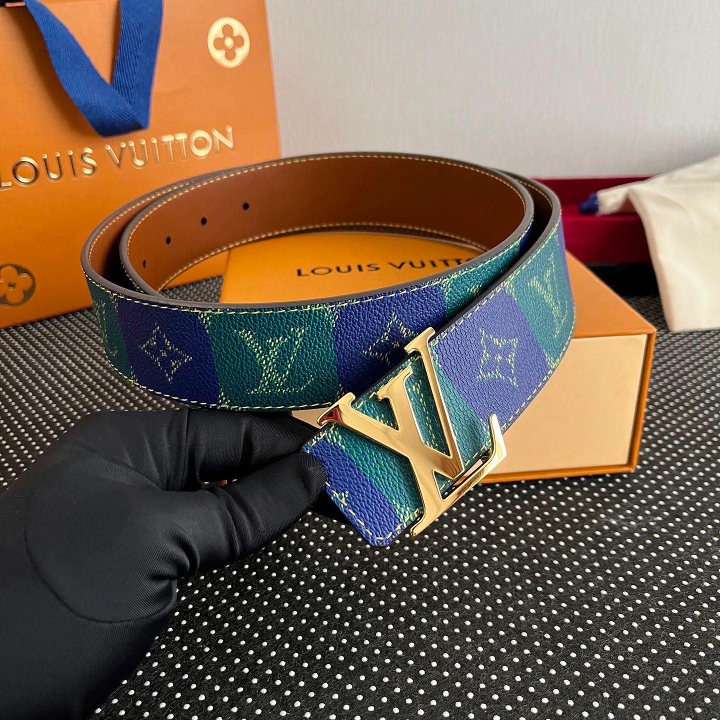 Ремни Louis Vuitton 124147