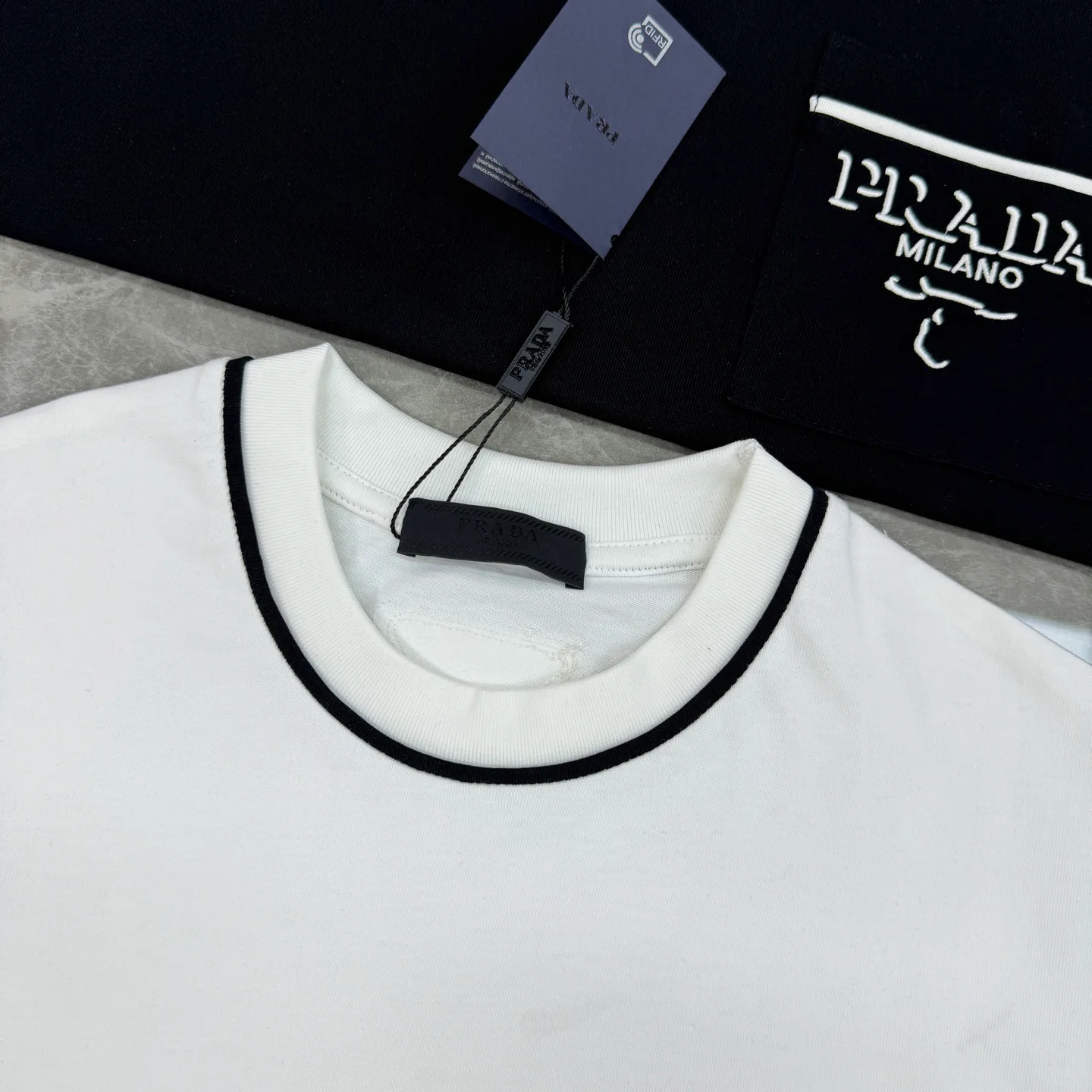 Футболки Женские Prada 927933