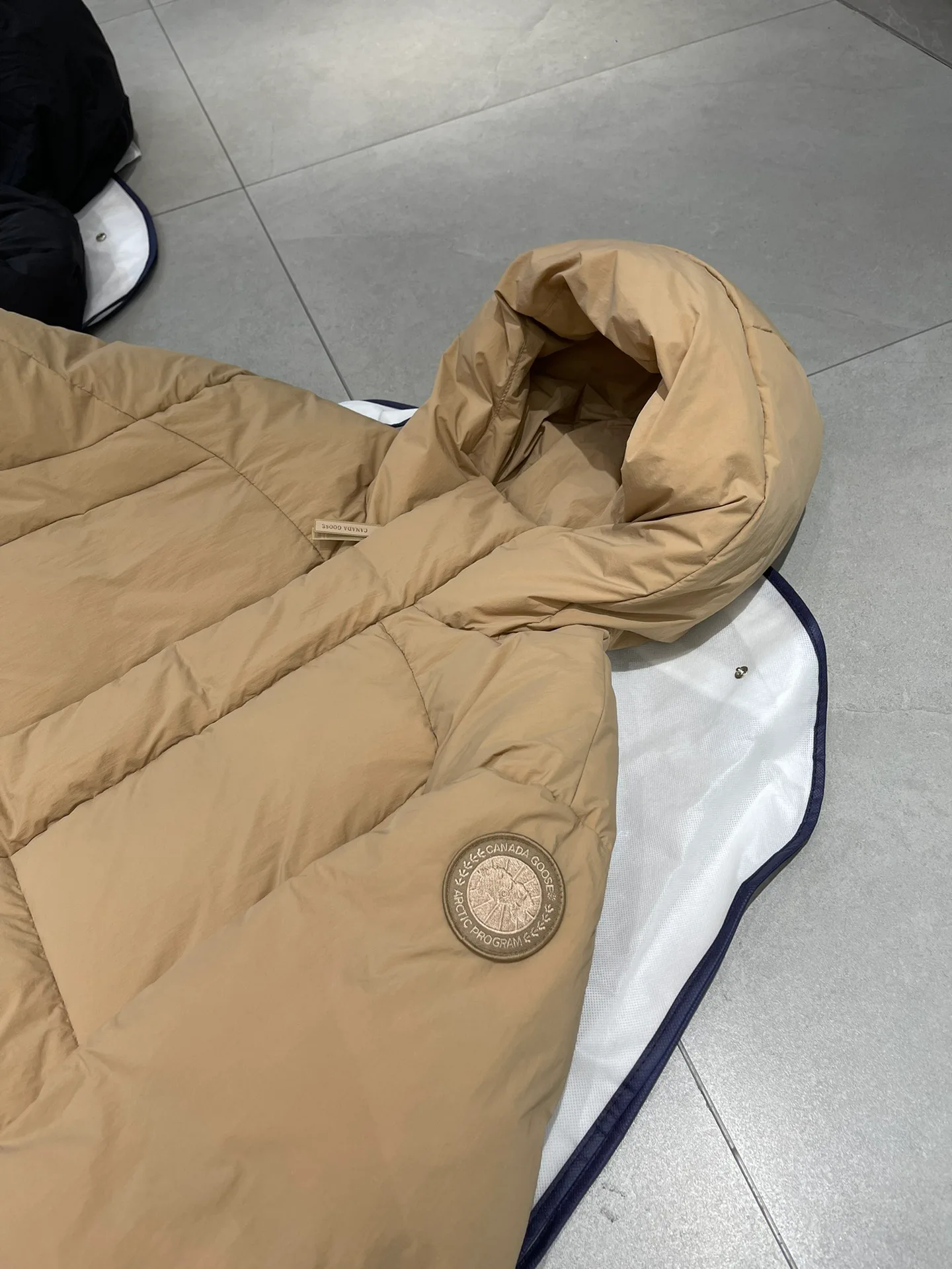 Куртки И Пуховики Мужские Canada Goose 424214