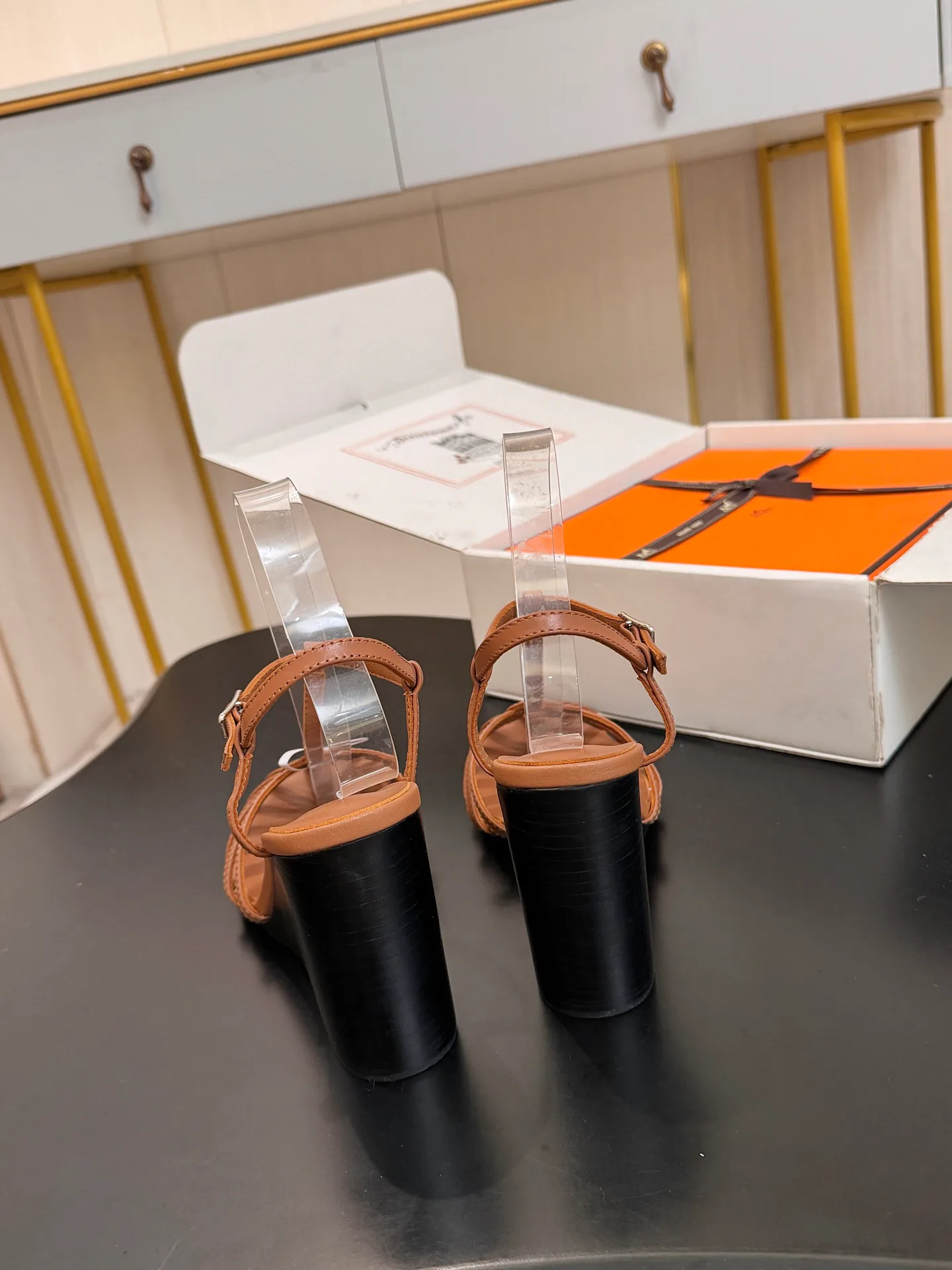 Босоножки Женские Hermes 18103846