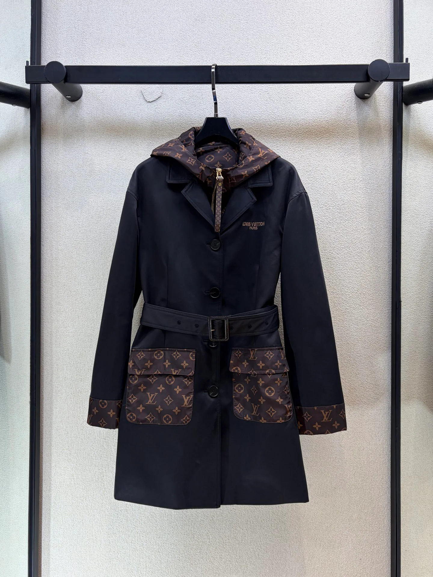 Тренчи Женские Louis Vuitton 18506586