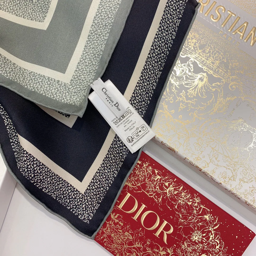 Платки Christian Dior 11262722