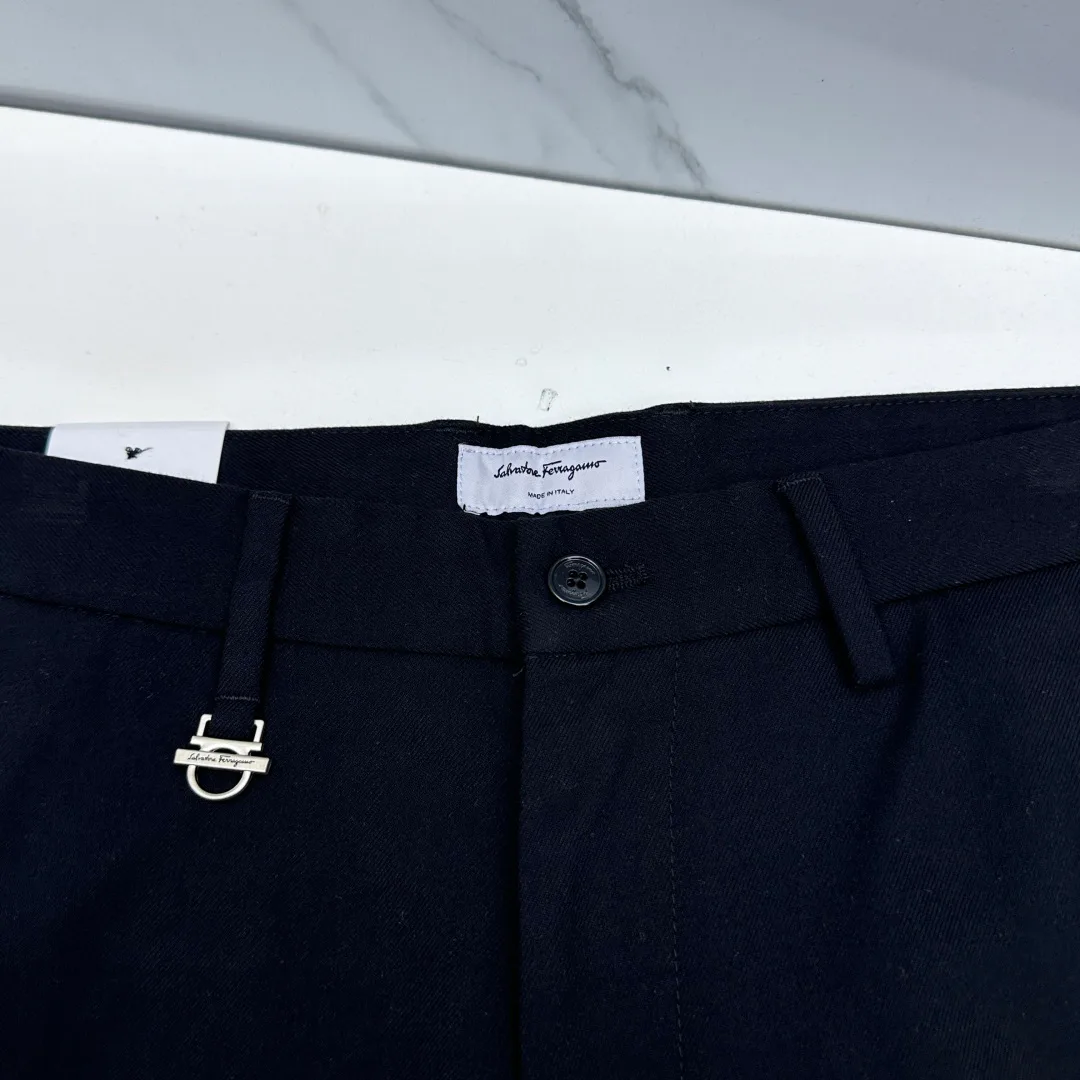 Брюки Мужские Salvatore Ferragamo 18246805