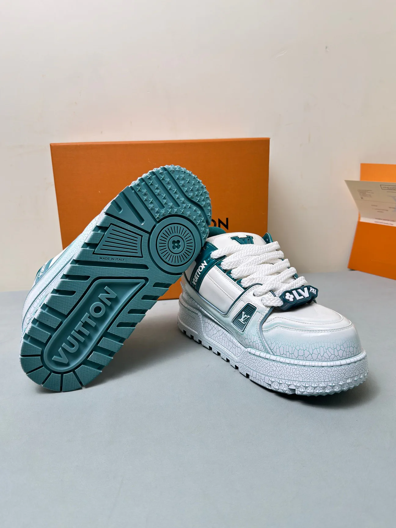 Кроссовки Мужские Louis Vuitton 11073655