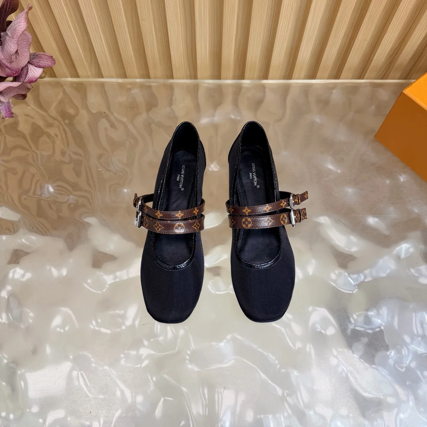 Туфли Женские Louis Vuitton 13542406