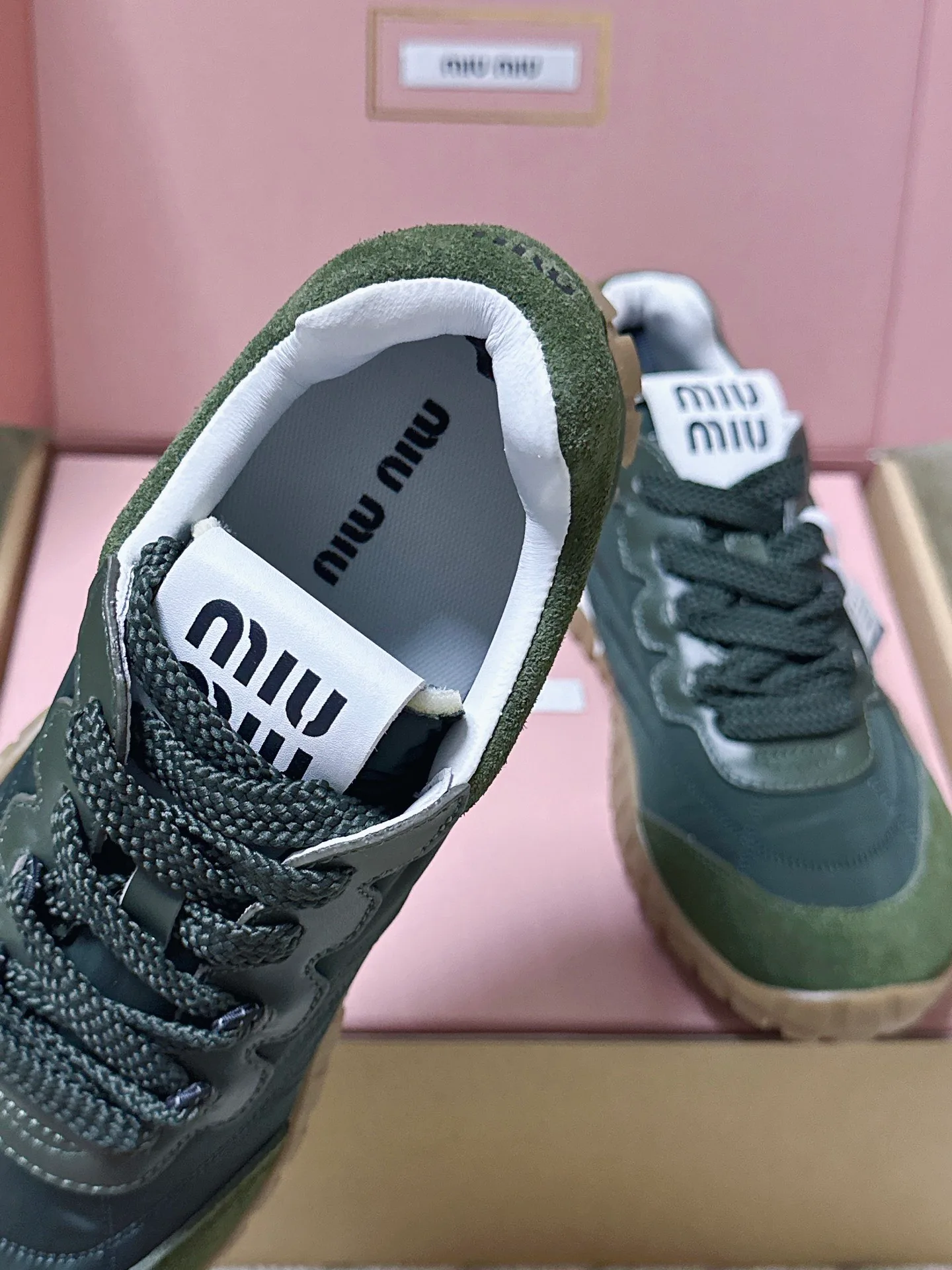 Кроссовки Женские Miu Miu 5715030