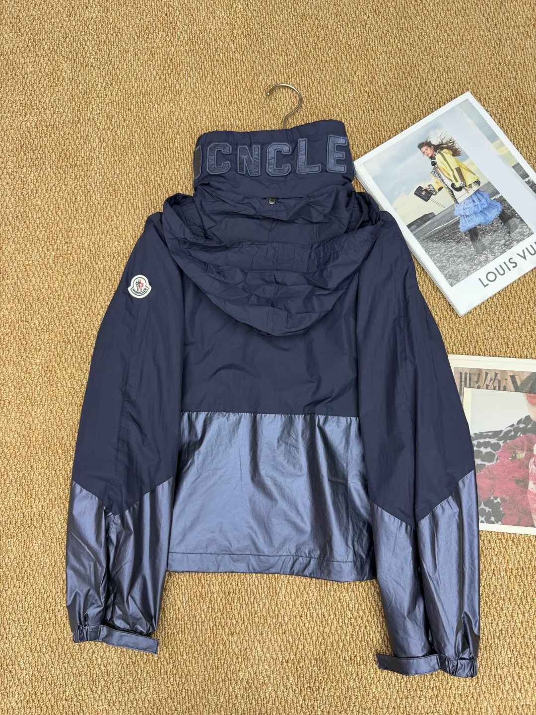Куртки И Пуховики Женские Moncler 11427062