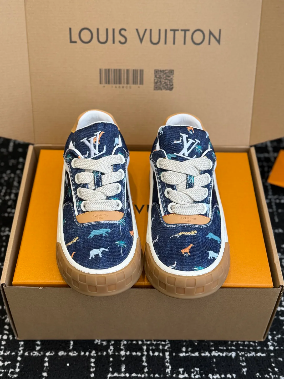Кроссовки Женские Louis Vuitton 2671131