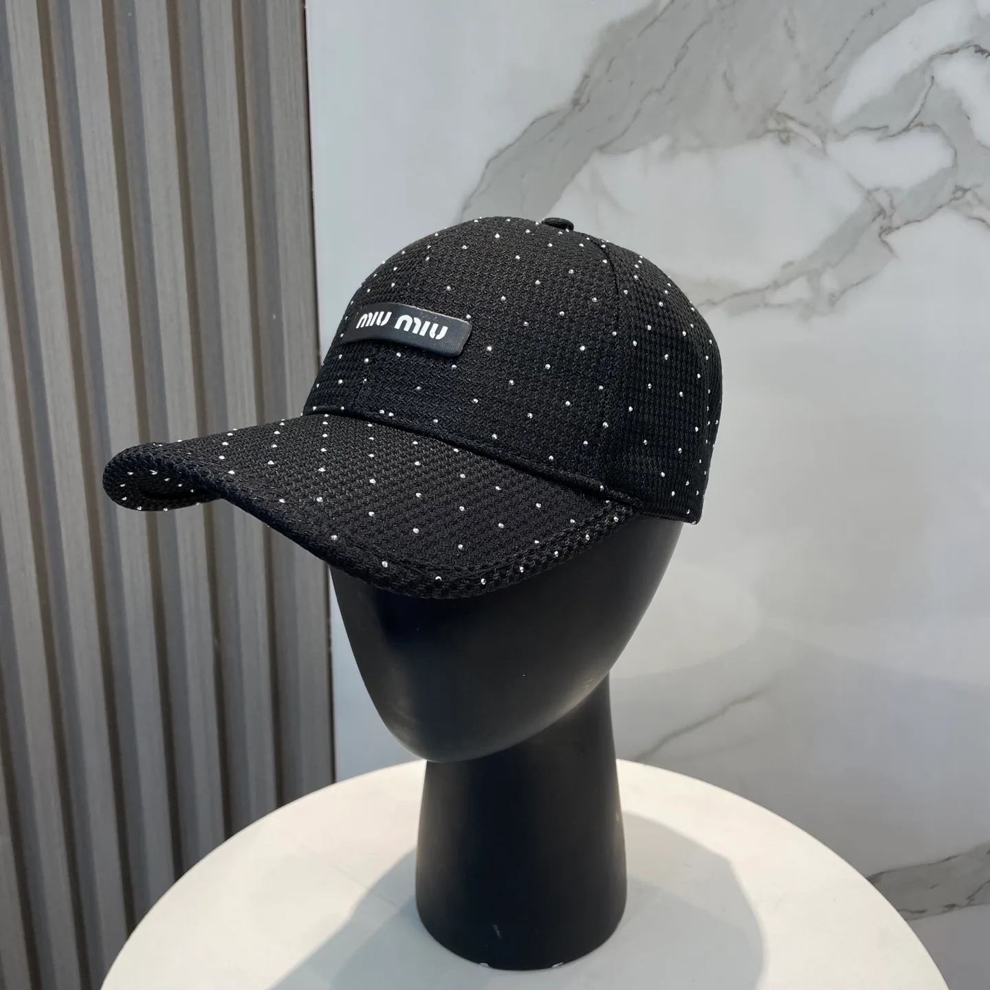 Головные Уборы Miu Miu 18888