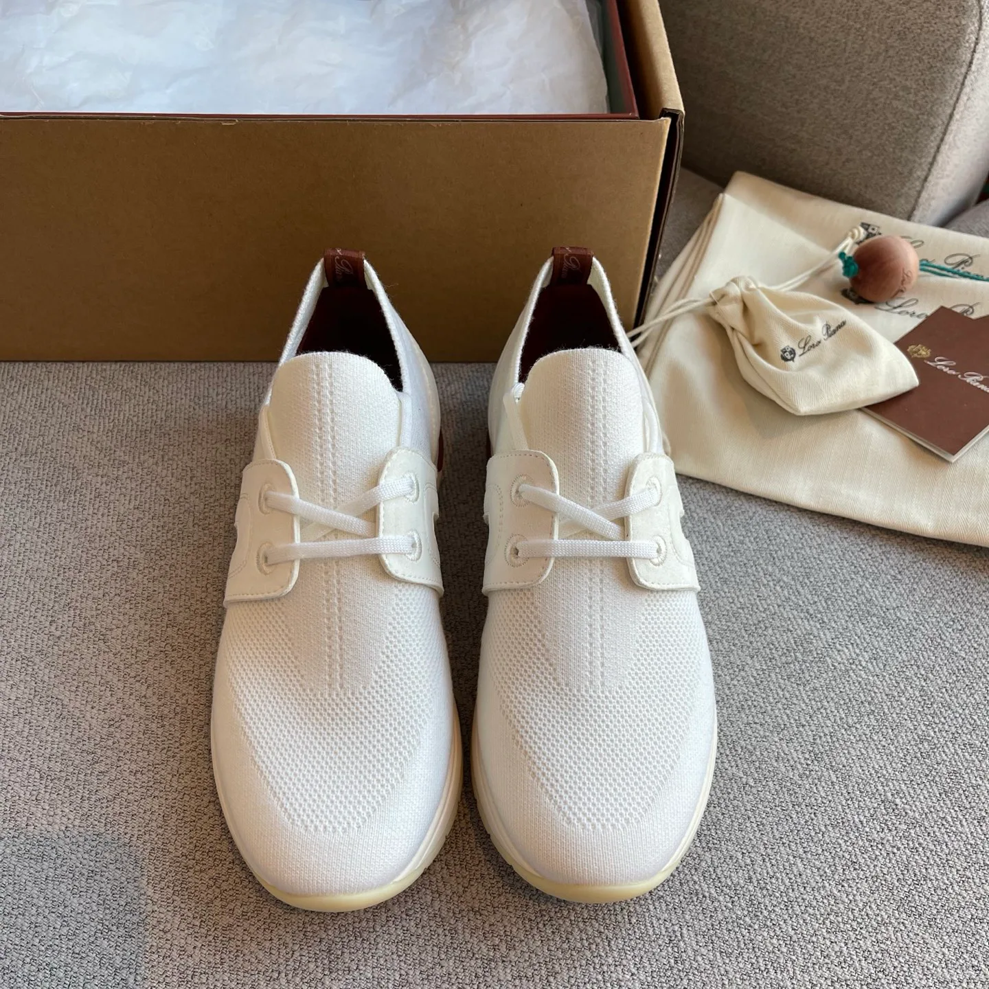 Кроссовки Женские Loro Piana 9430064