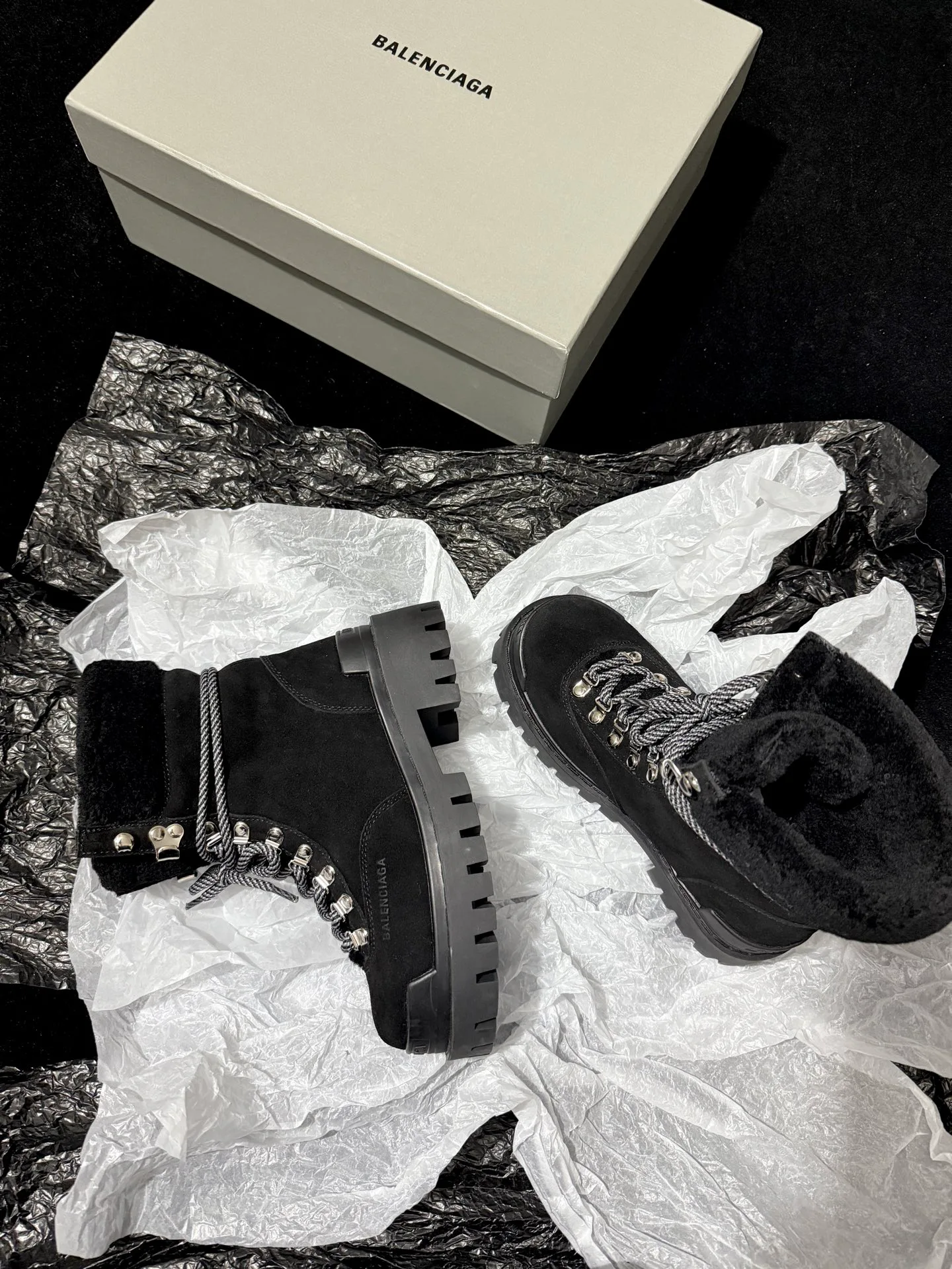 Ботинки Женские Balenciaga 18712043