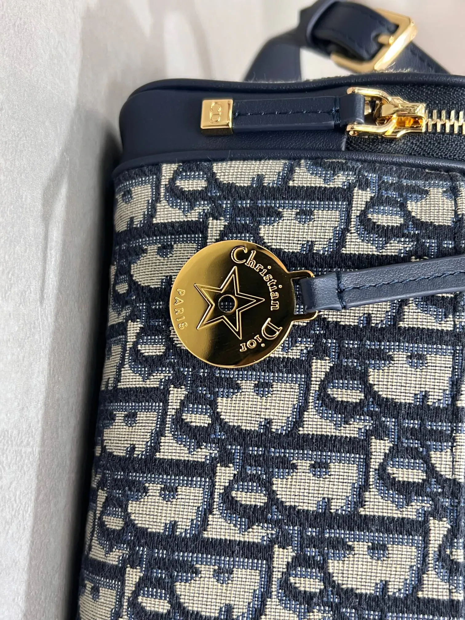 Сумки На Ремне Женские Christian Dior 27620