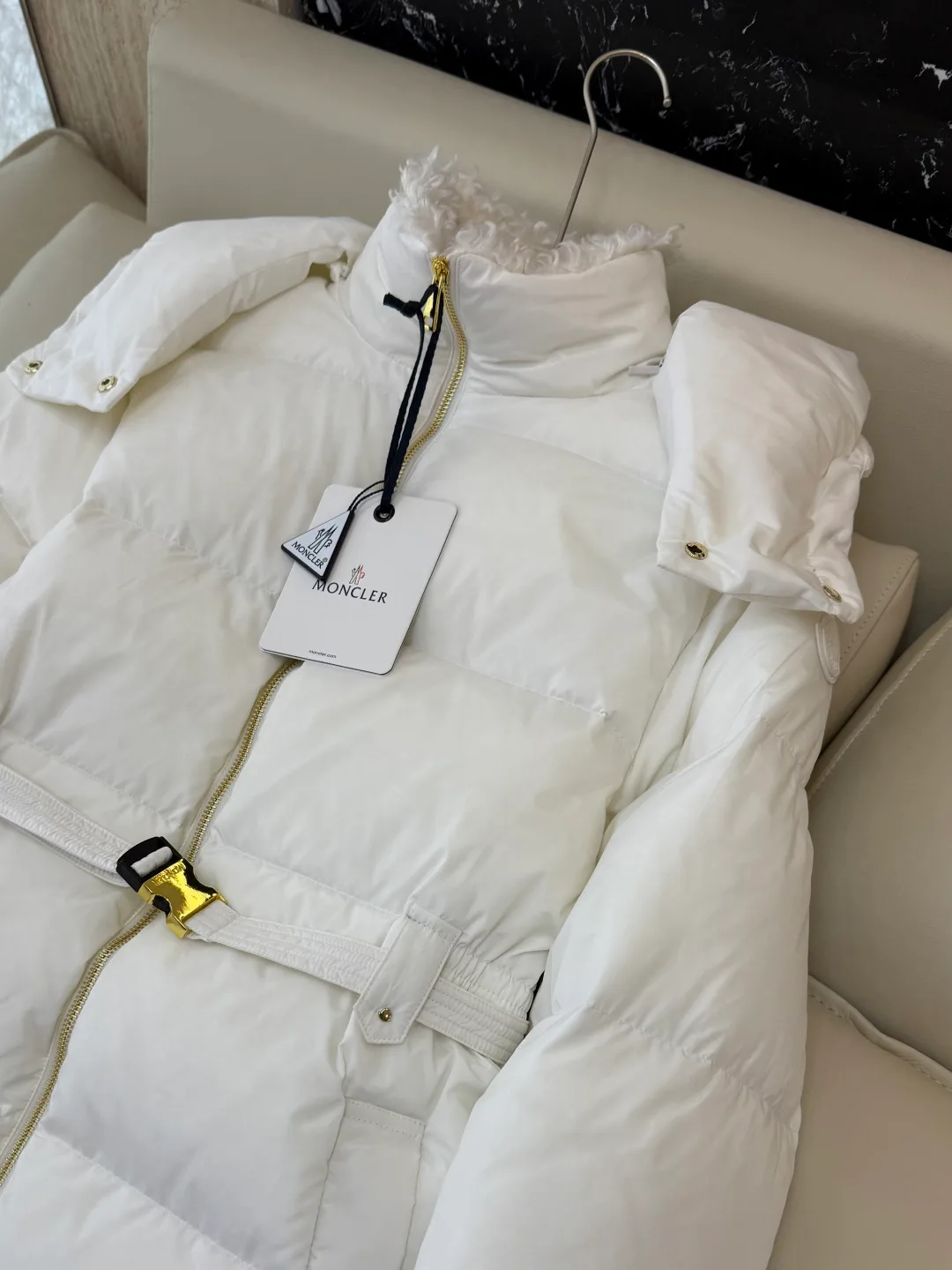 Куртки И Пуховики Женские Moncler 19572376