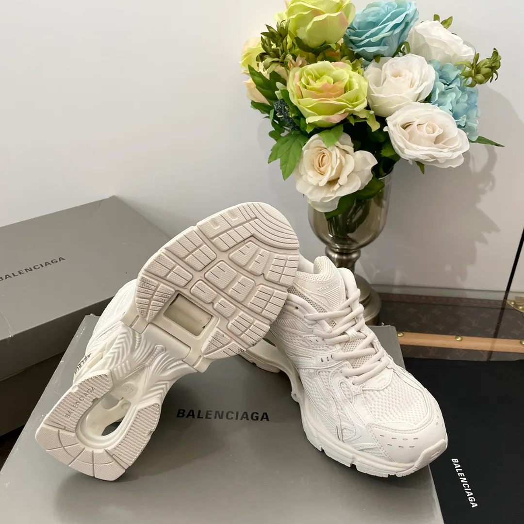 Кроссовки Женские Balenciaga 12656246