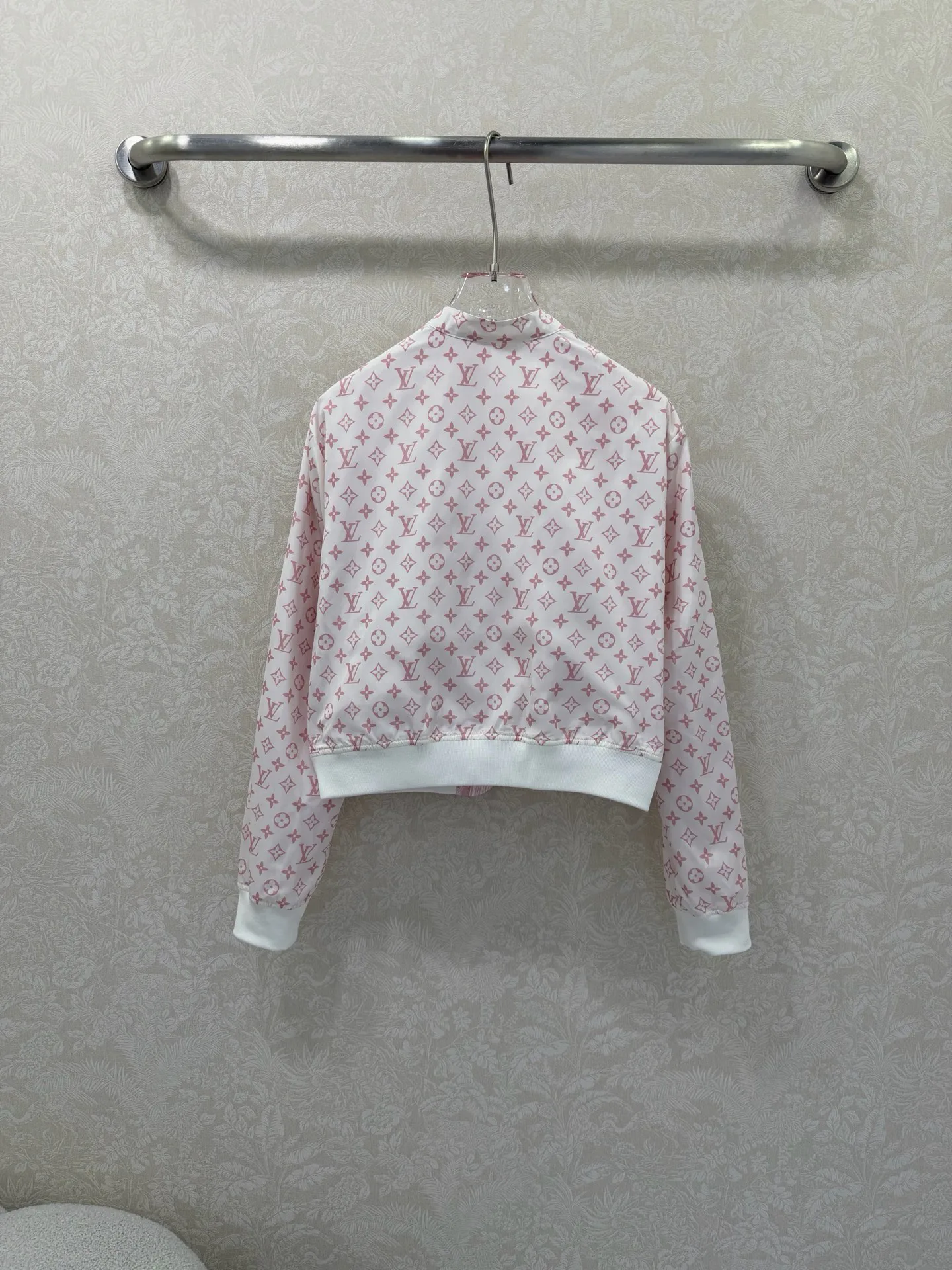 Куртки И Пуховики Мужские Louis Vuitton 9669904