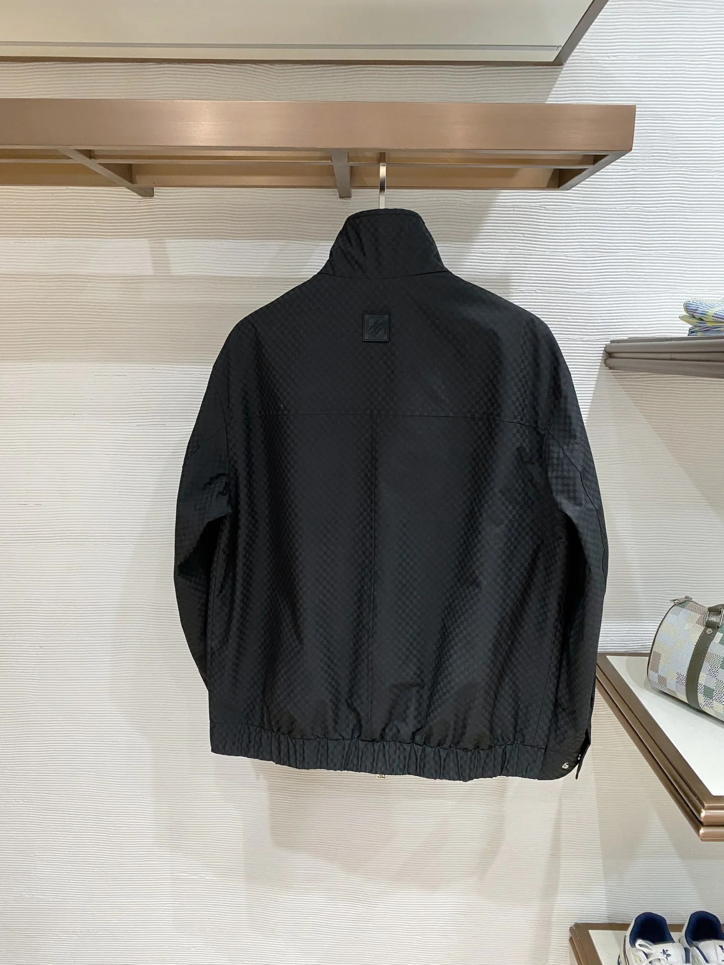 Куртки И Пуховики Мужские Louis Vuitton 5771837